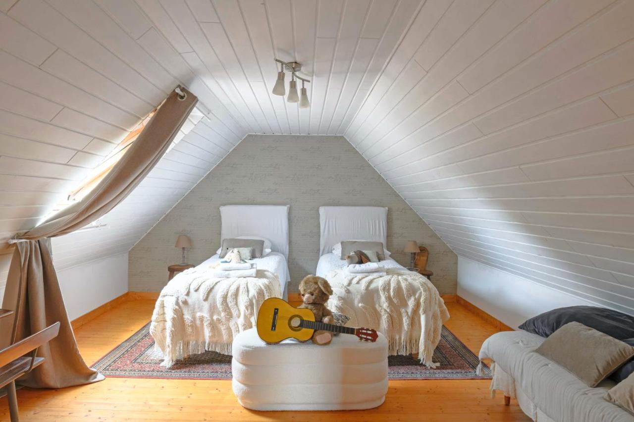 Les Pierres Bleues Bed and Breakfast Saint-Coulitz Buitenkant foto