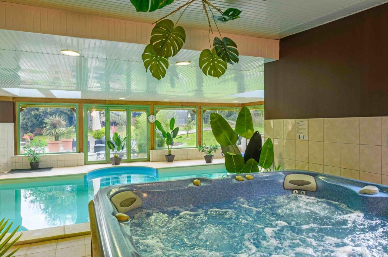 Les Pierres Bleues Bed and Breakfast Saint-Coulitz Buitenkant foto